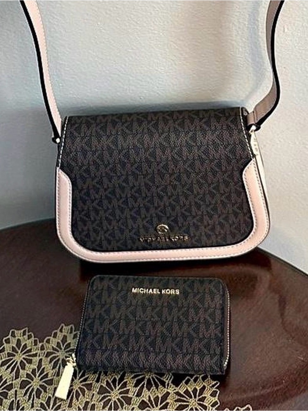 Michael Kors Signature Brown Blush Crossbody + Matching Wallet EUC